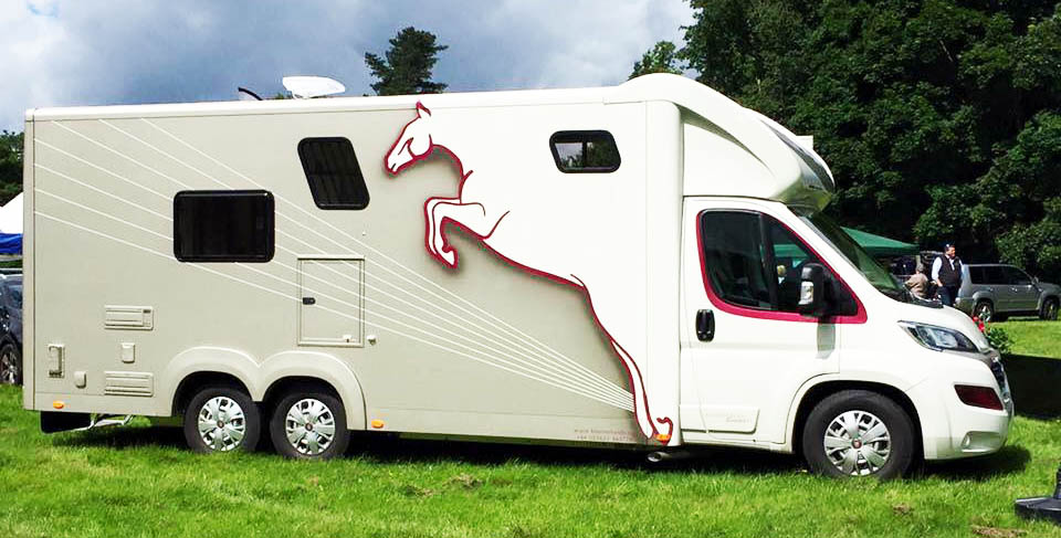 BLOOMFIELDS 5 Tonne Horsebox